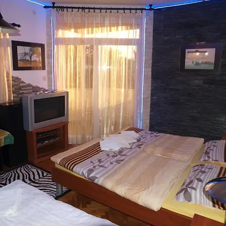 Apartments And Bungalows Vila Dalibor Nin Room photo