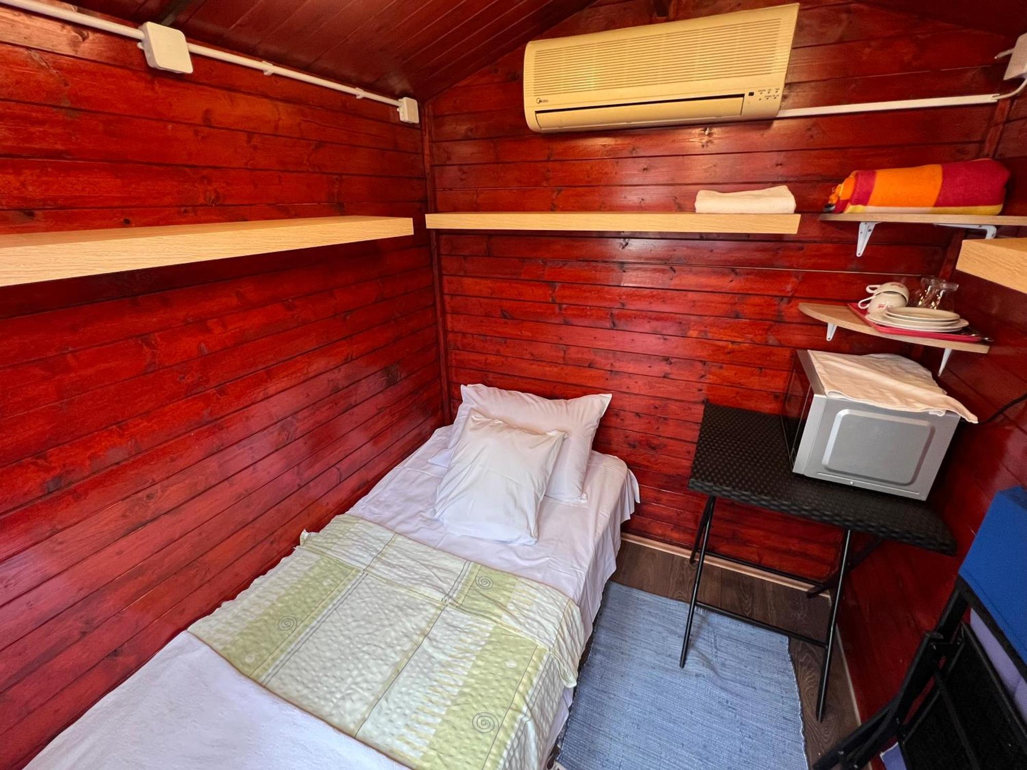 And Dalibor Apartment Nin