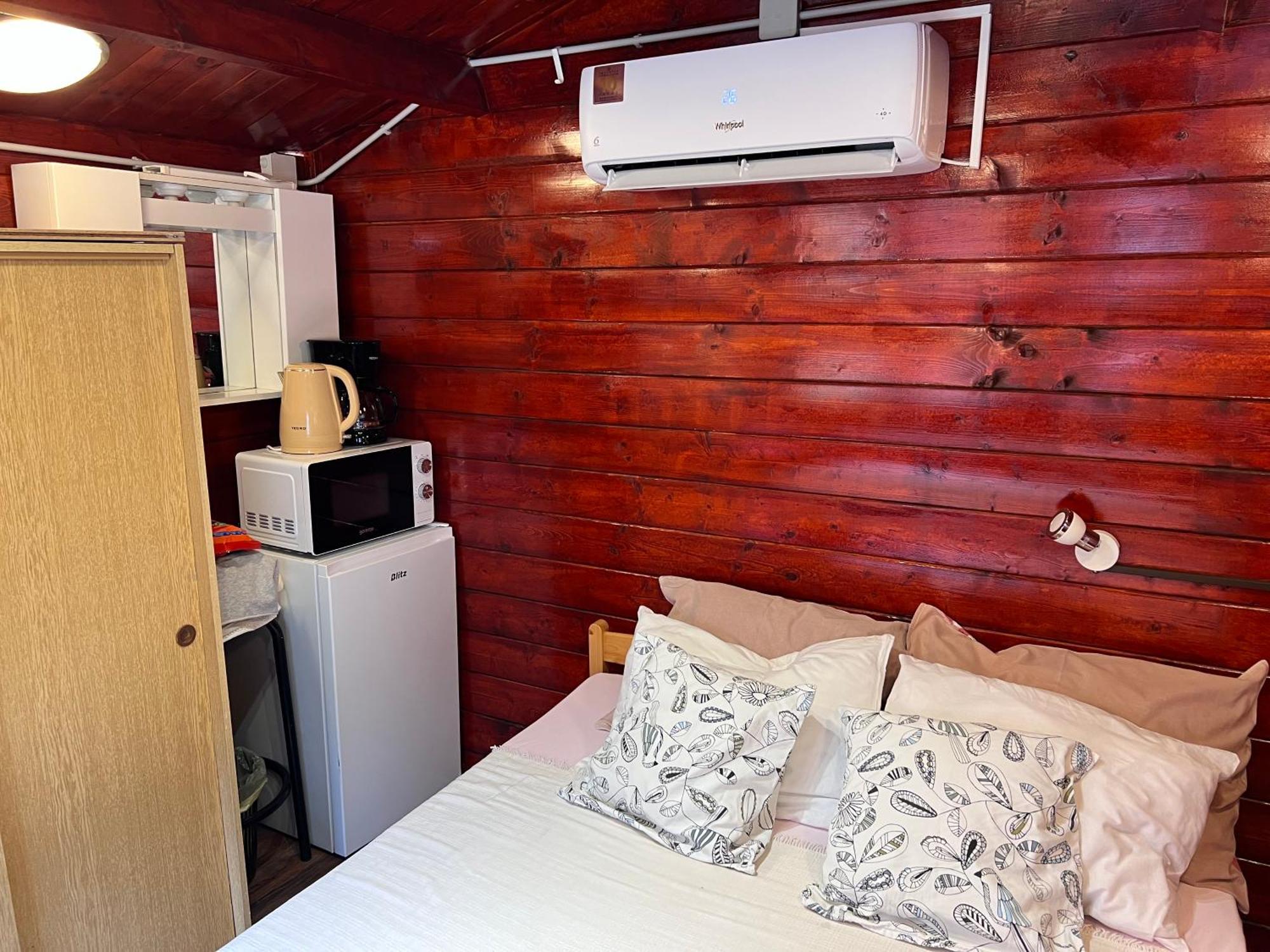 And Dalibor Apartment Nin